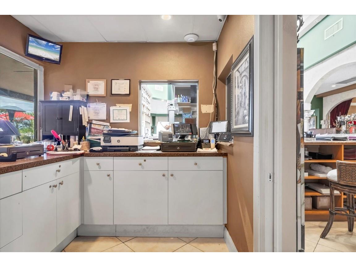 N Tamiami Trail Nokomis FL 34275 N6139960 image24