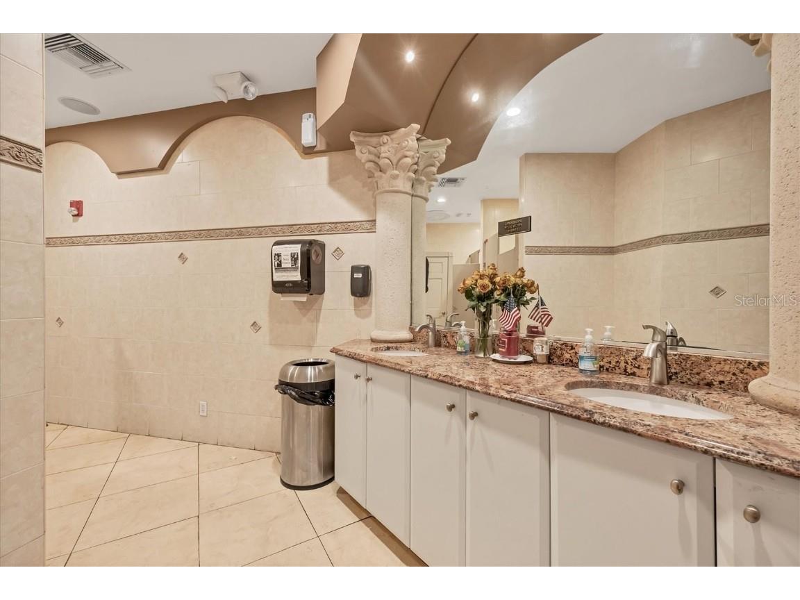 N Tamiami Trail Nokomis FL 34275 N6139960 image38