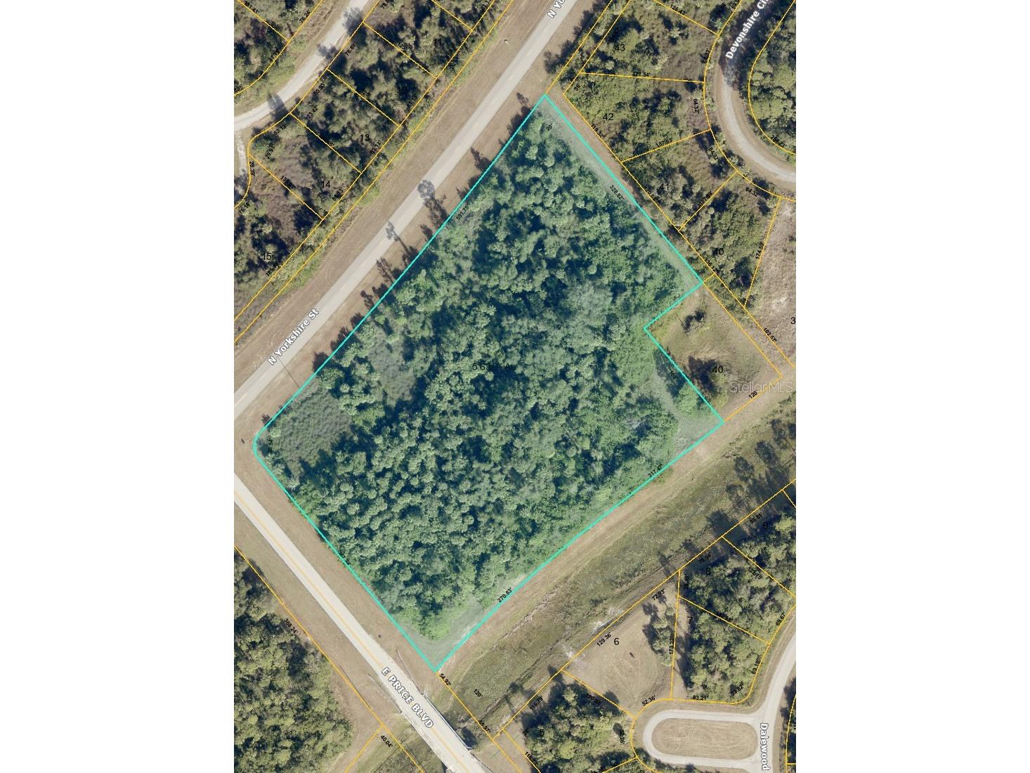 N Yorkshire Street North Port FL 34288 A4677103 image1