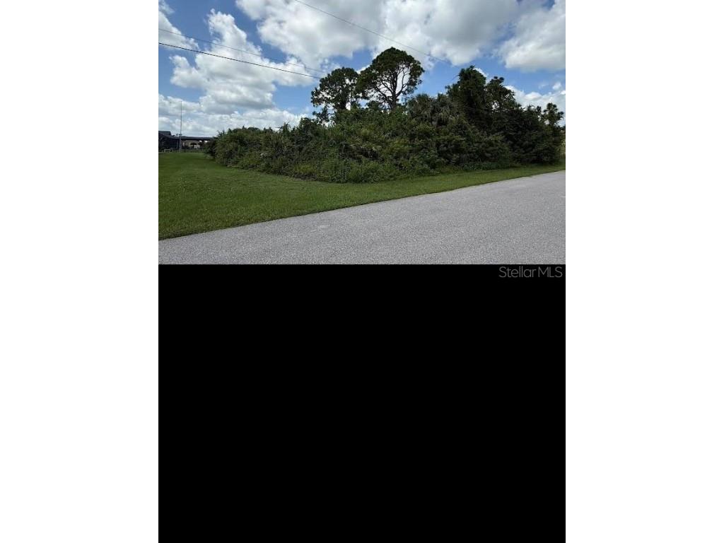 Napoleon Road North Port FL 34288 A4663517 image1