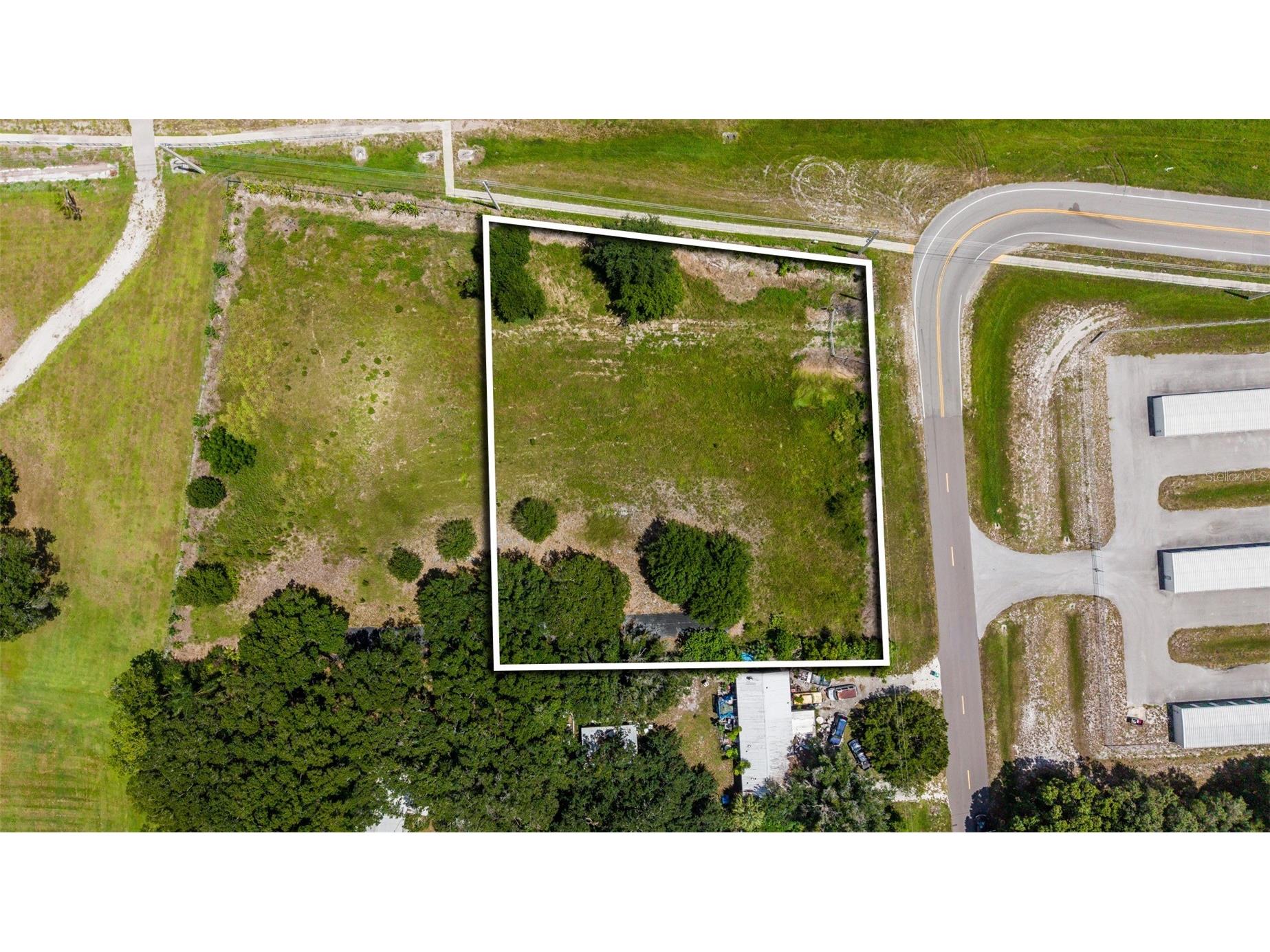 Ne 13th Lane Okeechobee FL 34974 O6428000 image1