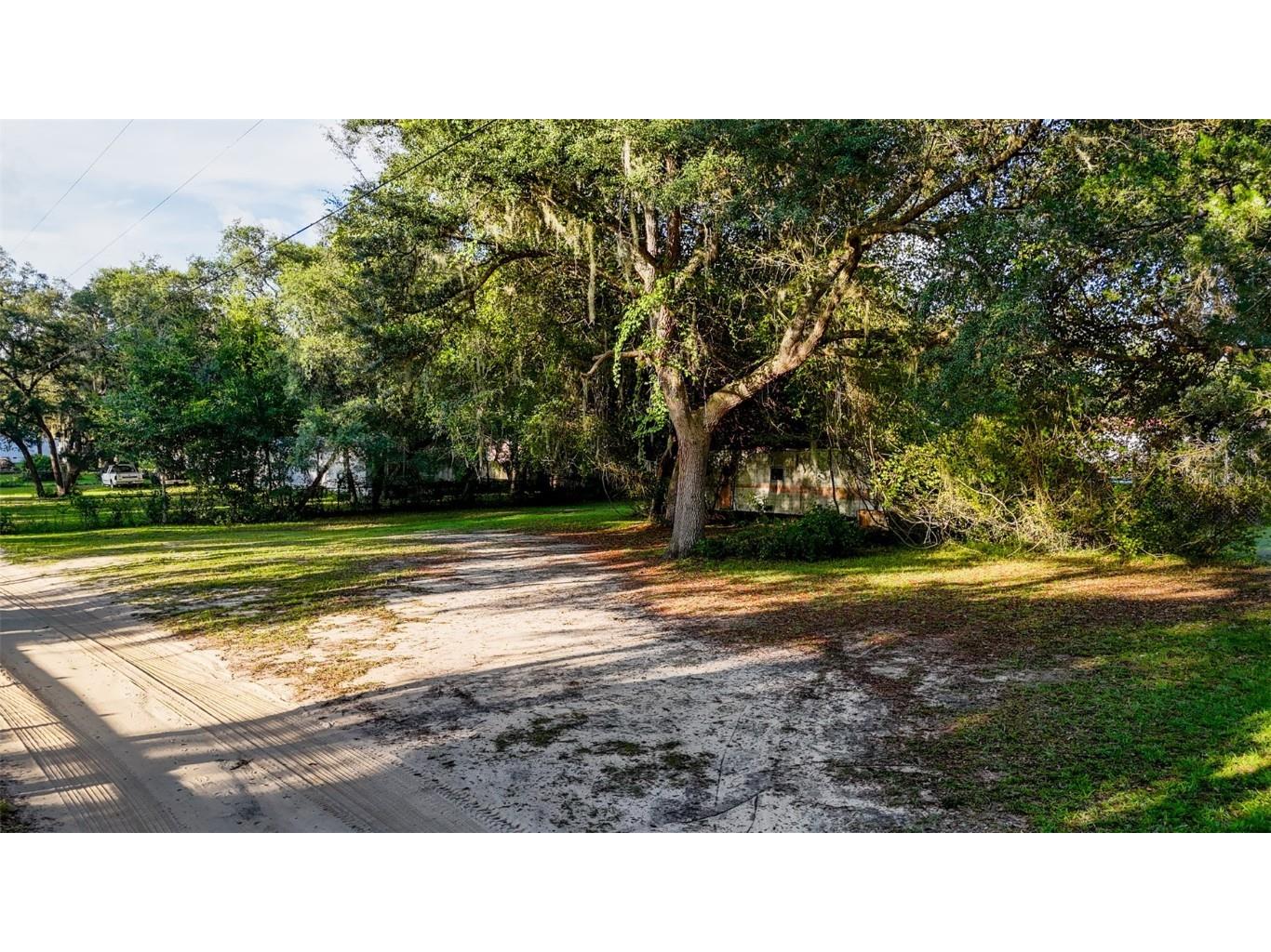 NE 172 Terrace Silver Springs FL 34488 OM683691 image1