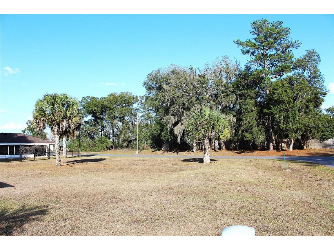 NE 6th Place Silver Springs FL 34488 OM716099 image3