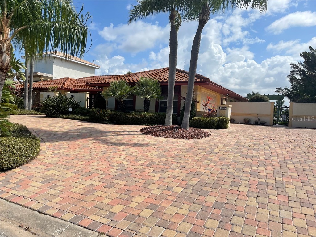  New Port Richey FL 34652 U8154410 image1