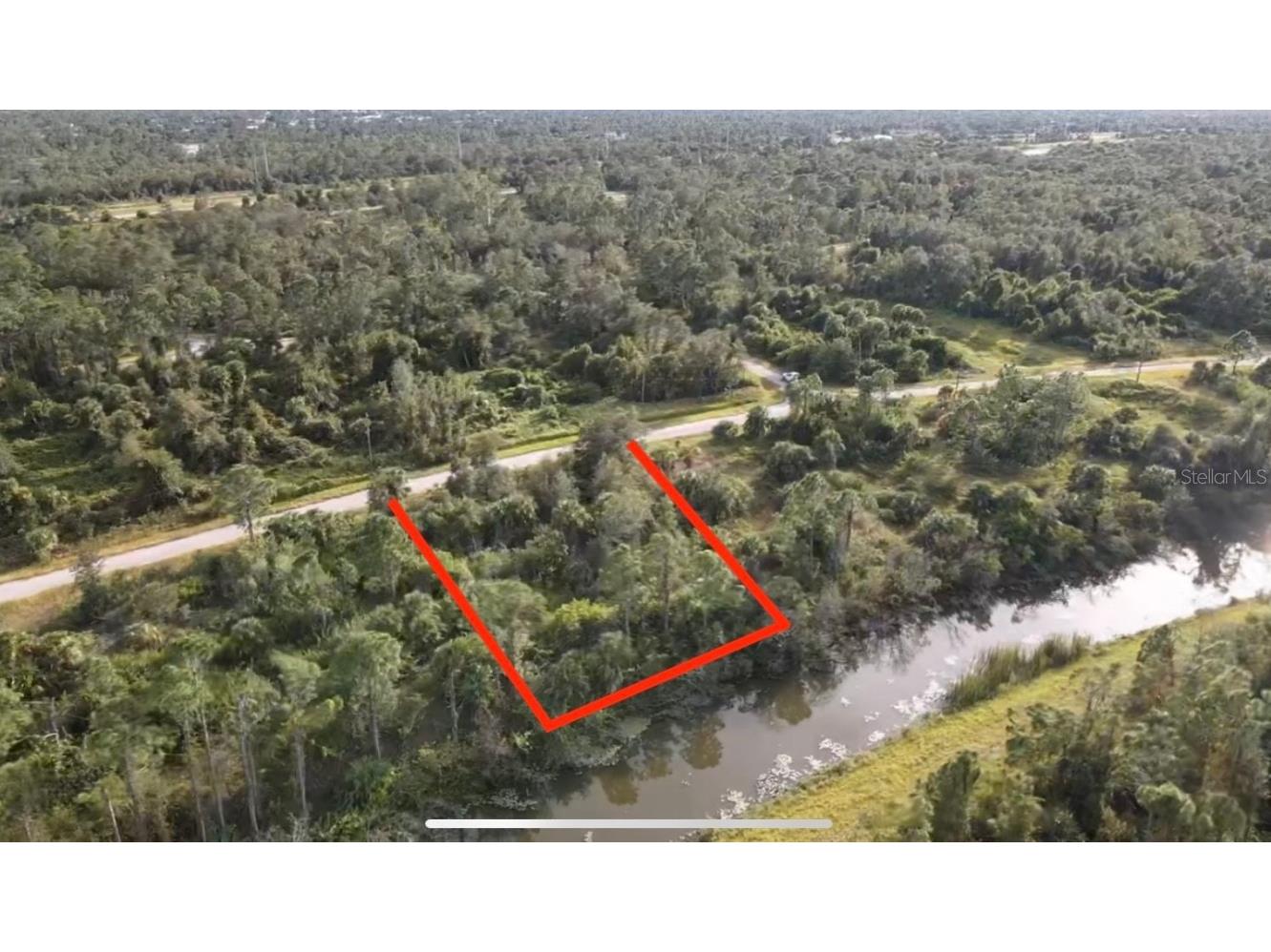Newman Lot 23 Drive North Port FL 34288 - NEWMAN WATERWAY C7483168 image1