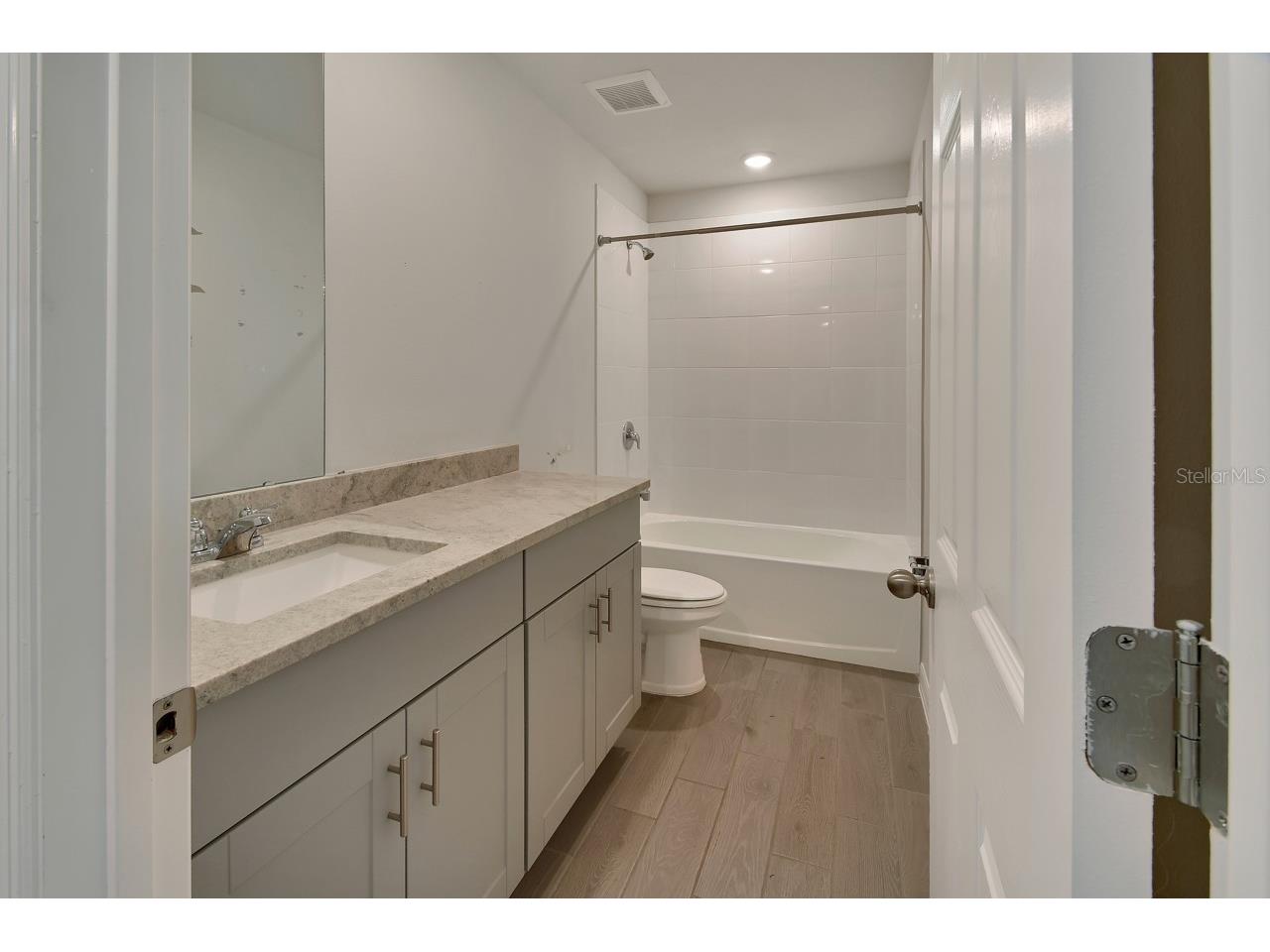  New Smyrna Beach FL 32168 NS1087092 image25