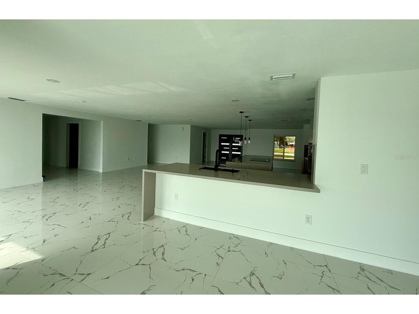  North Fort Myers FL 33917 S5150343 image11