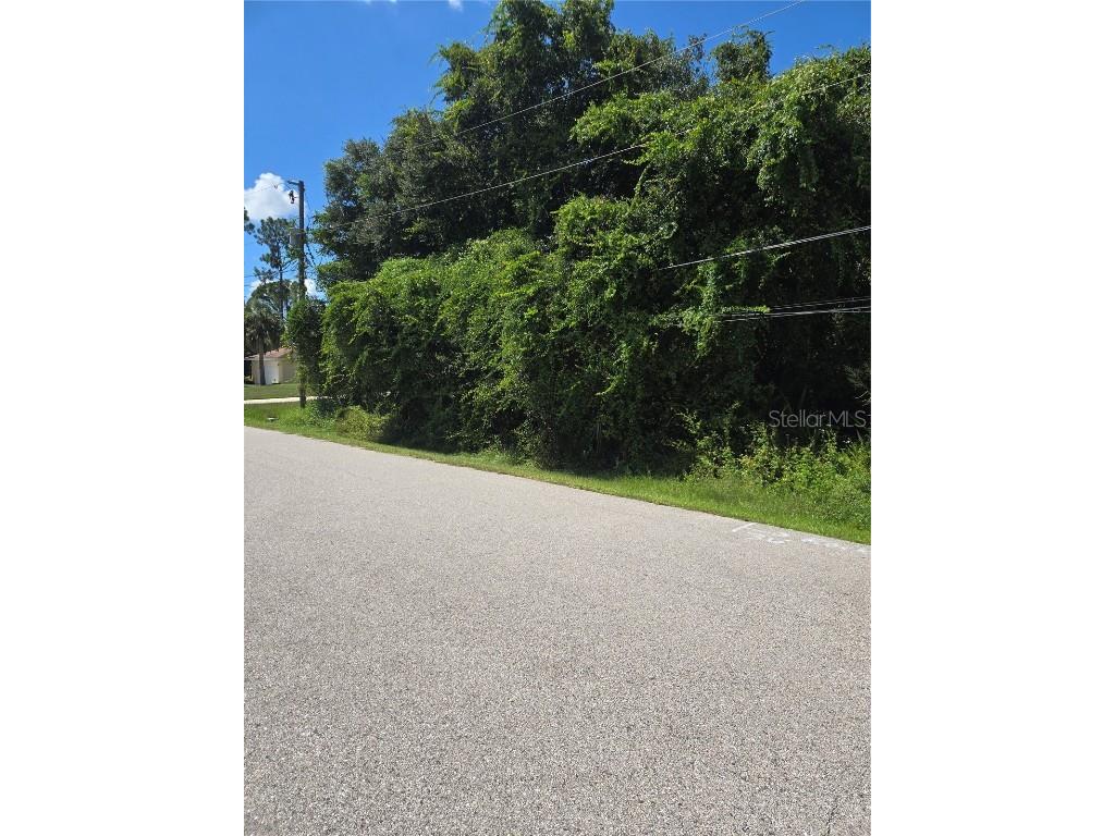  North Port FL 34286 A4666045 image4