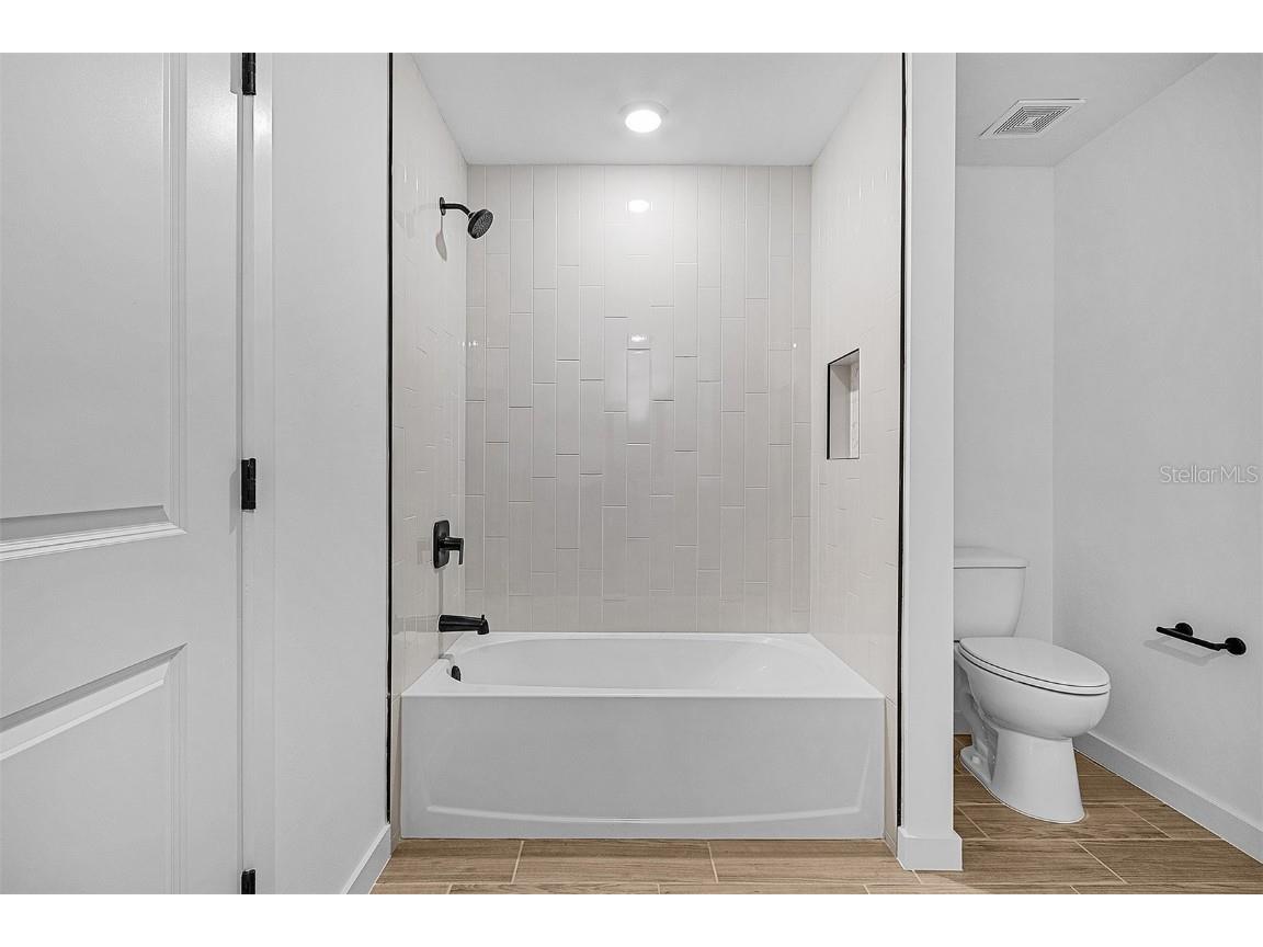  North Port FL 34286 TB8389693 image10