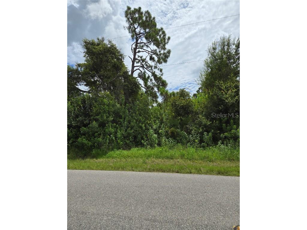  North Port FL 34288 A4618935 image1