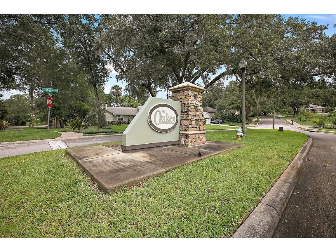 Oak Leaf Circle Mount Dora FL 32757 G5070334 image1