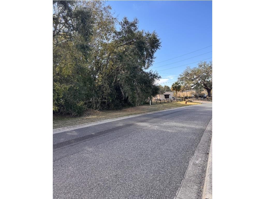 Oak Street Lady Lake FL 32159 G5091042 image3