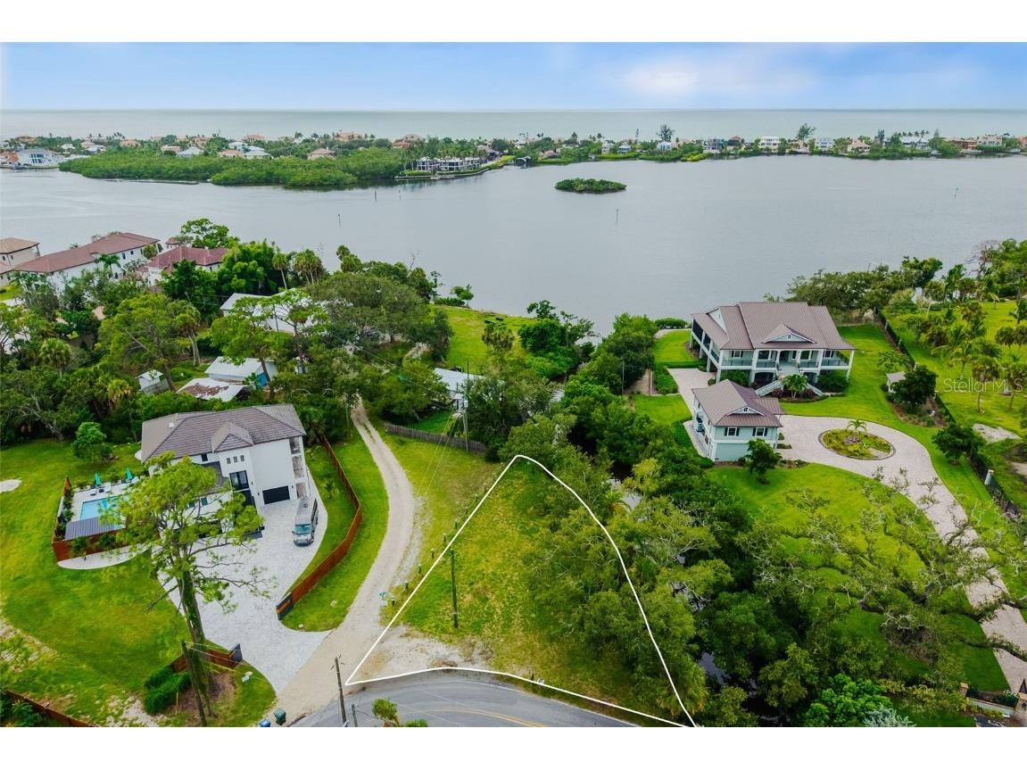 Oak Street Nokomis FL 34275 A4663008 image1