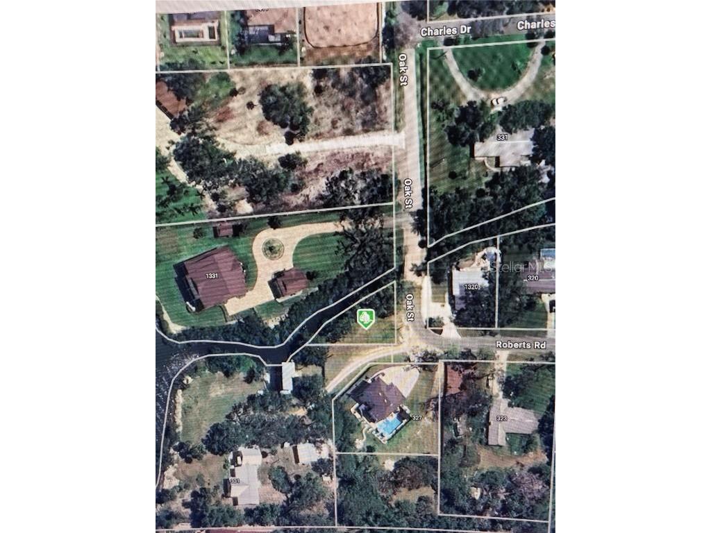 Oak Street Nokomis FL 34275 A4663008 image3