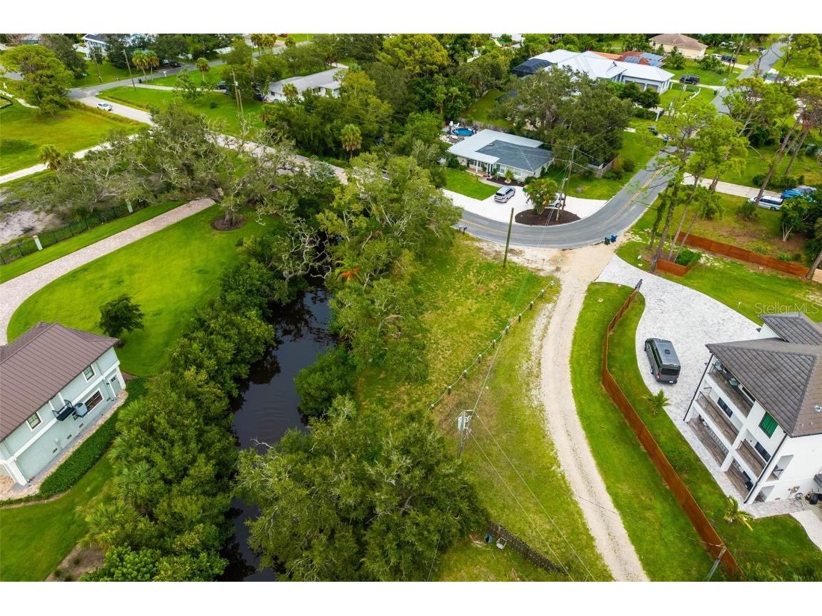 Oak Street Nokomis FL 34275 A4663008 image8