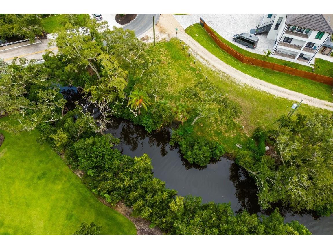 Oak Street Nokomis FL 34275 A4663008 image9