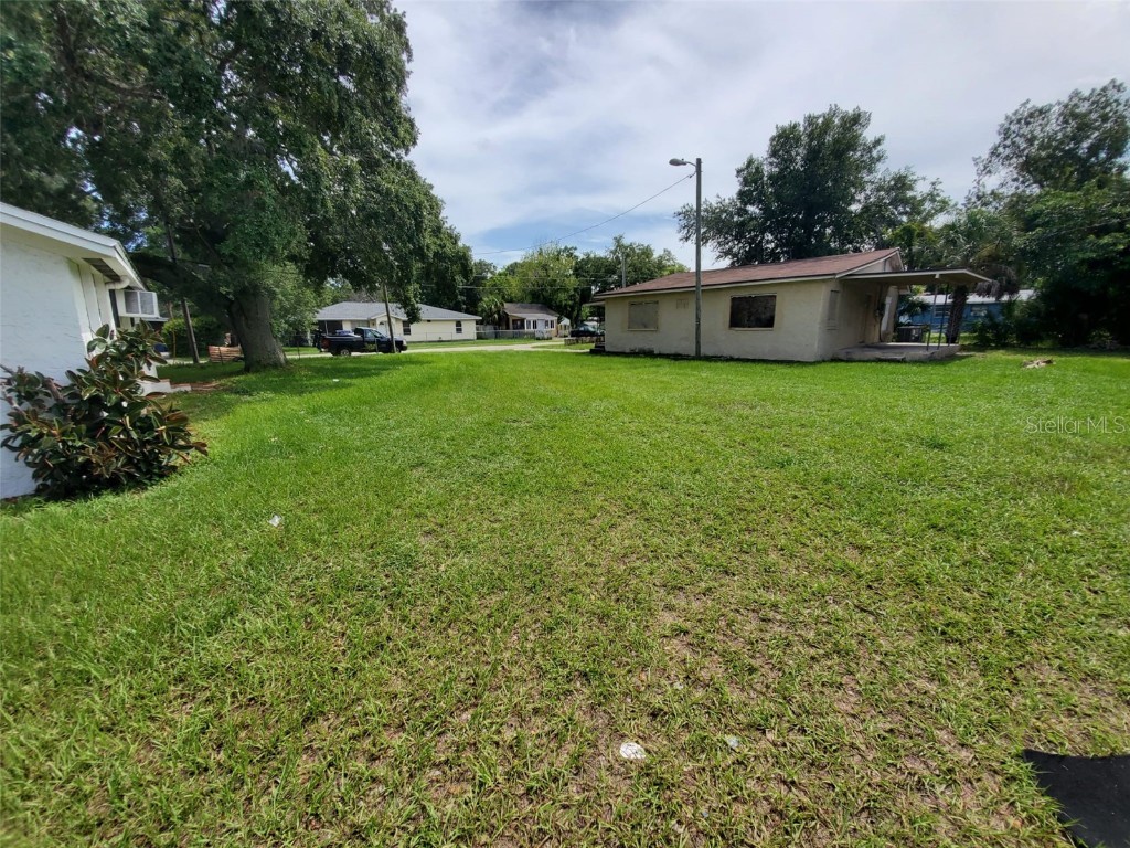 Oakley Avenue S Saint Petersburg FL 33712 T3357351 image1