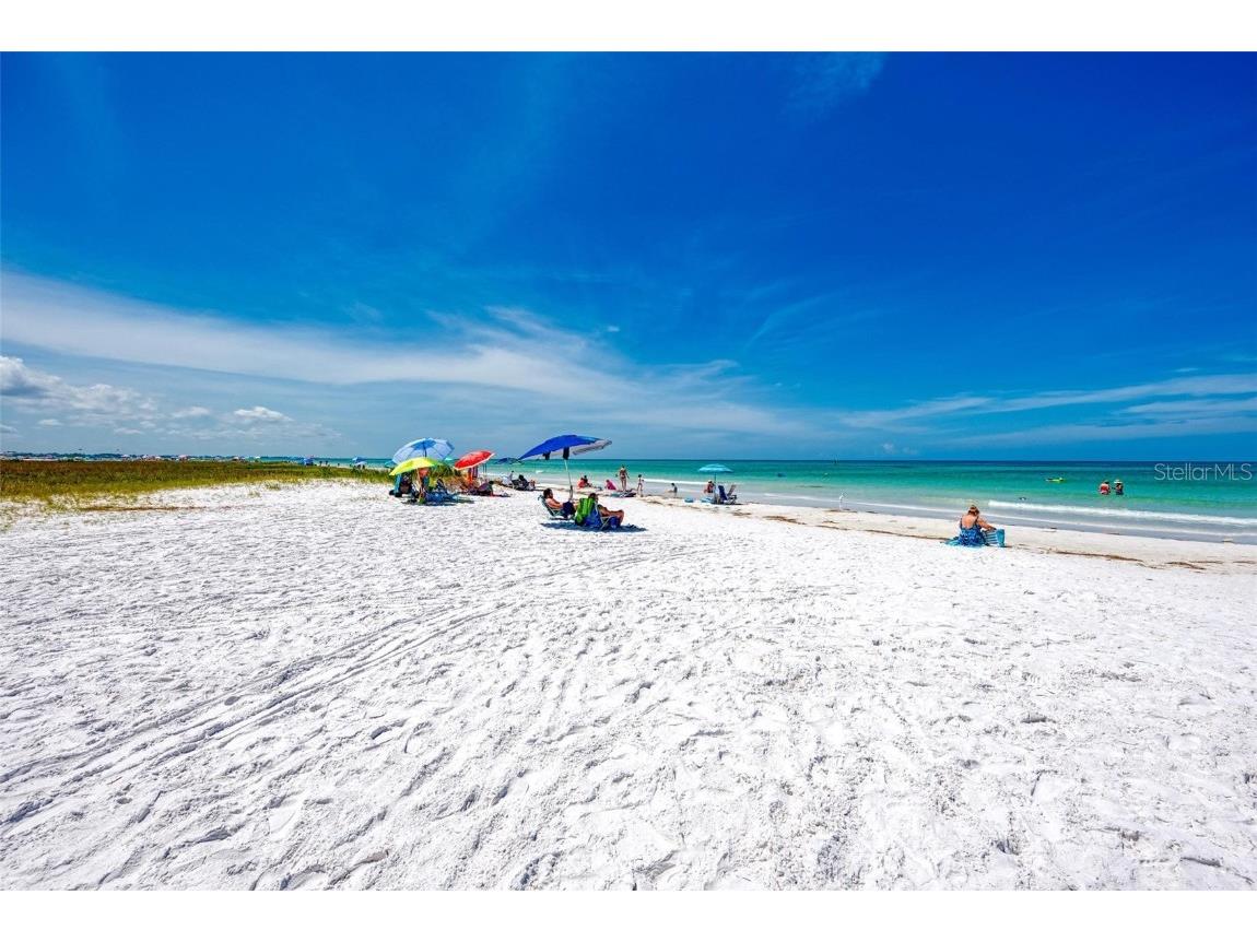 Ocean Boulevard Sarasota FL 34242 A4651719 image25