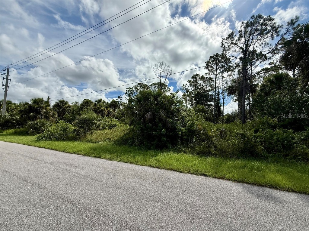 Oceanside St North Port FL 34286 C7513409 image4