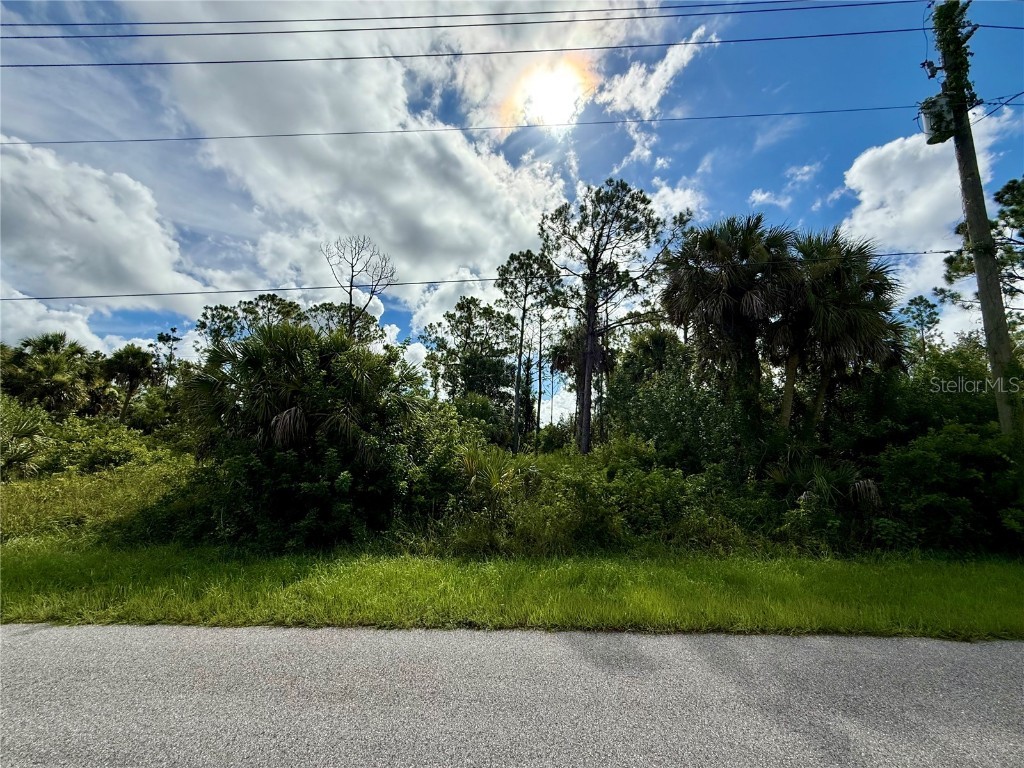 Oceanside St North Port FL 34286 C7513409 image5