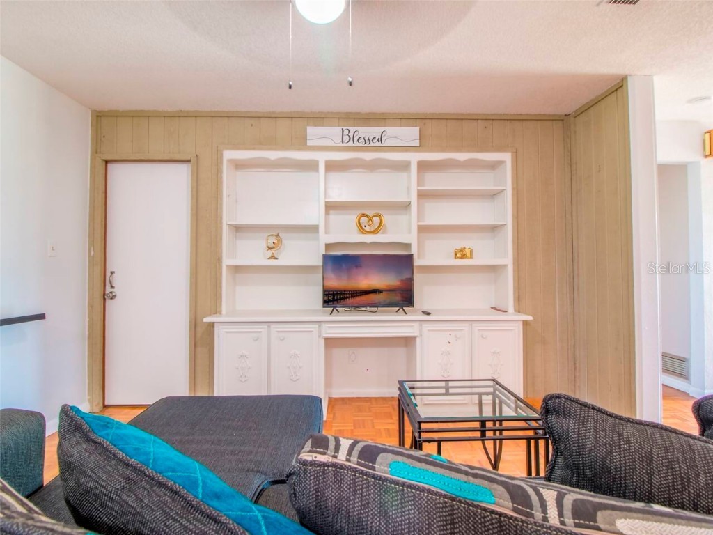  Orlando FL 32812 O6135015 image22