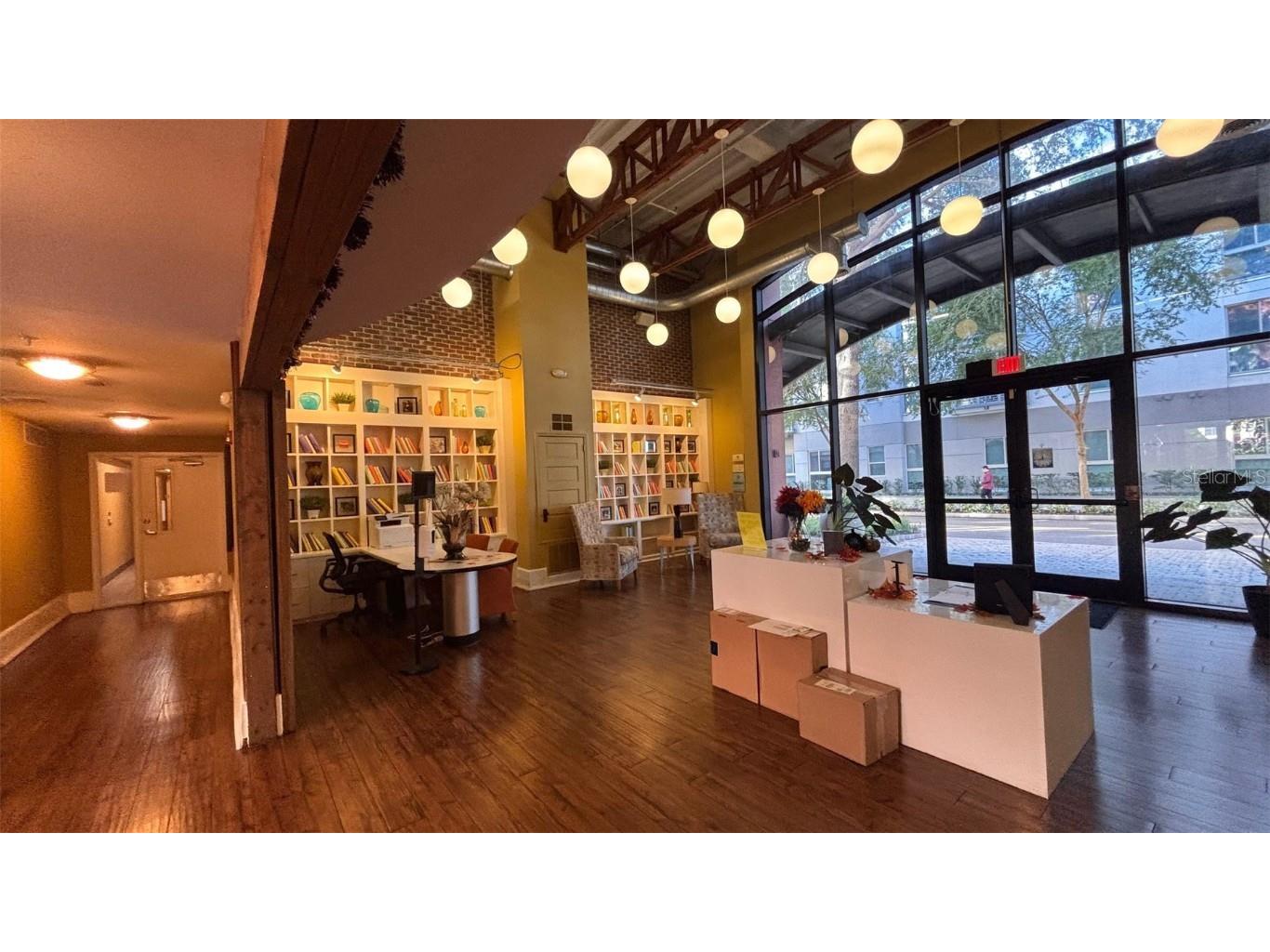  Orlando FL 32801 O6361286 image4