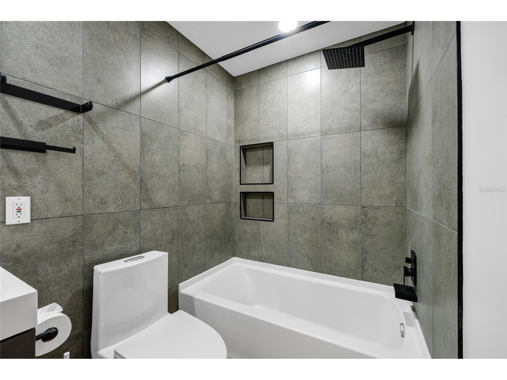1405 Park Lake Street Orlando FL 32803 O6407673 image24