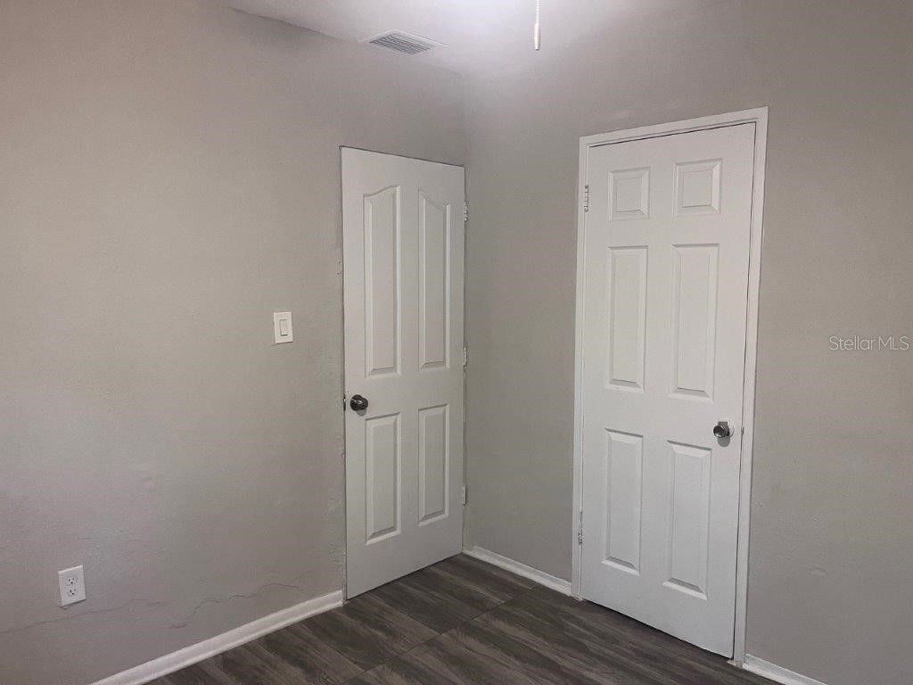 1040 Avondale Avenue Orlando FL 32805 O6411939 image6
