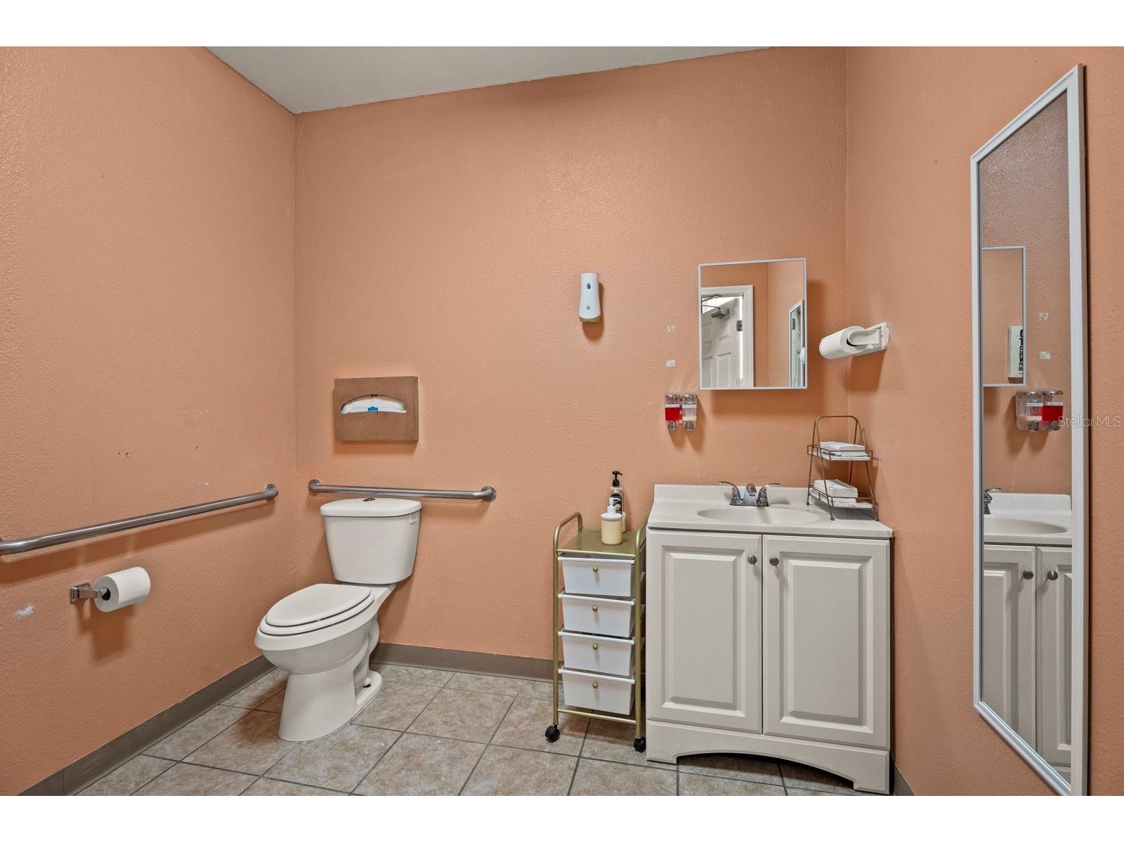  Orlando FL 32805 S5146021 image16