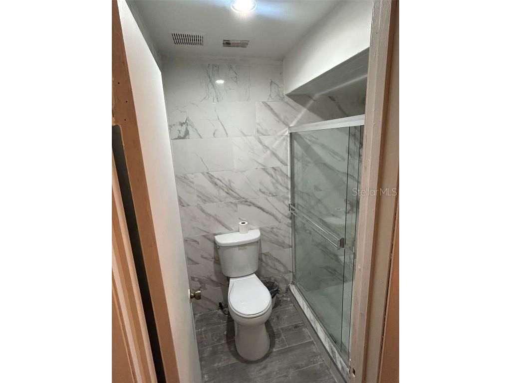  Orlando FL 32808 O6306975 image18