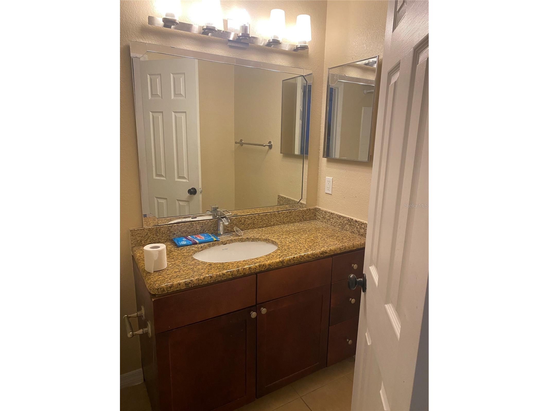  Orlando FL 32811 O6382761 image6