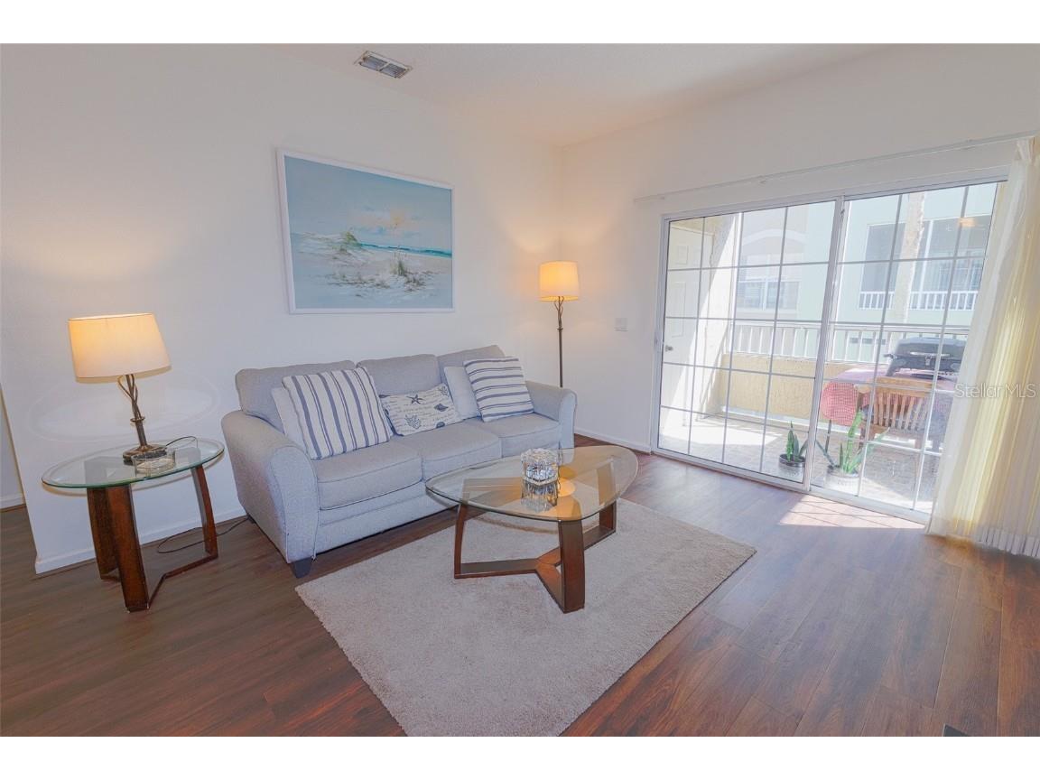  Orlando FL 32811 S5136915 image11