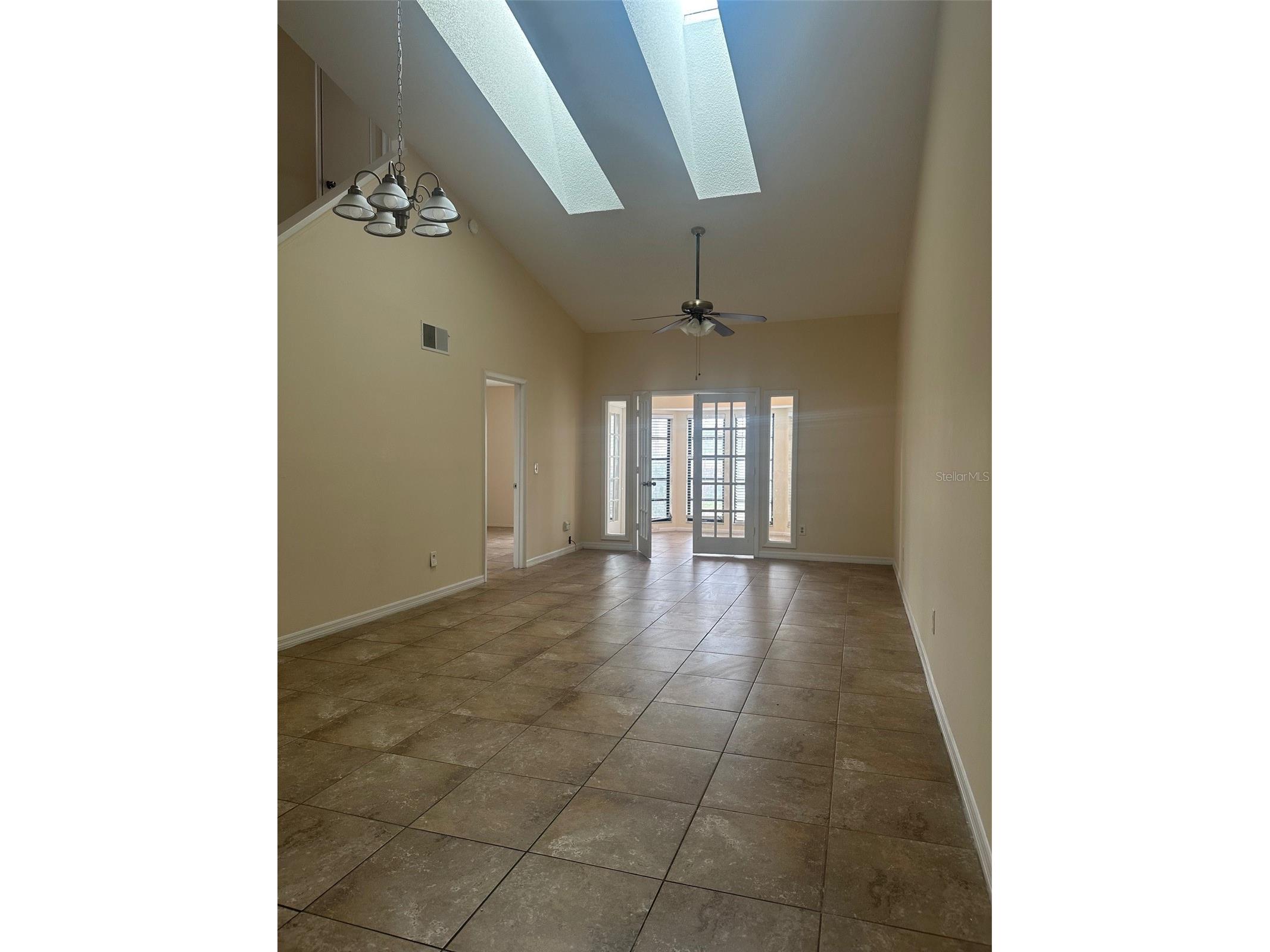  Orlando FL 32811 S5145988 image7