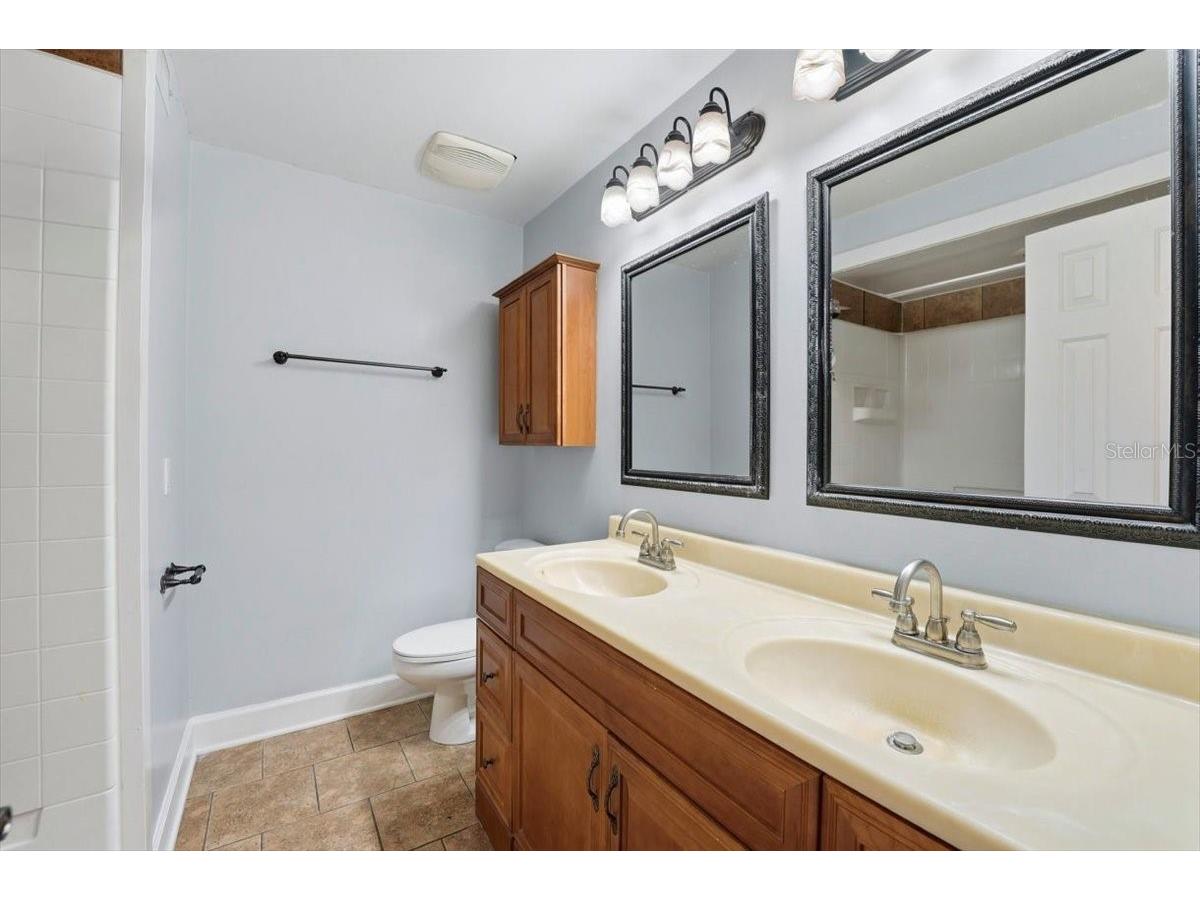  Orlando FL 32817 O6395266 image10