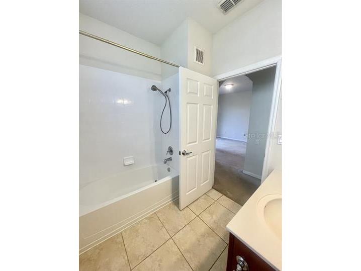  Orlando FL 32835 O6411166 image20