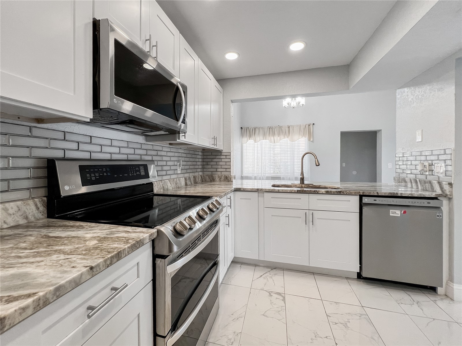 2482 Lakeway Branch Drive #904 Orlando FL 32839 O6376172 image8