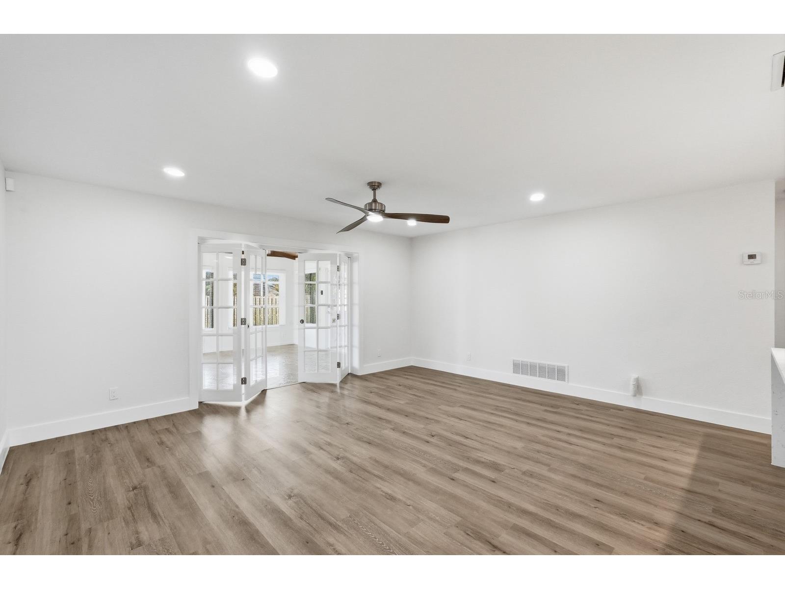  Ormond Beach FL 32176 - ATLANTIC OCEAN V4945506 image5