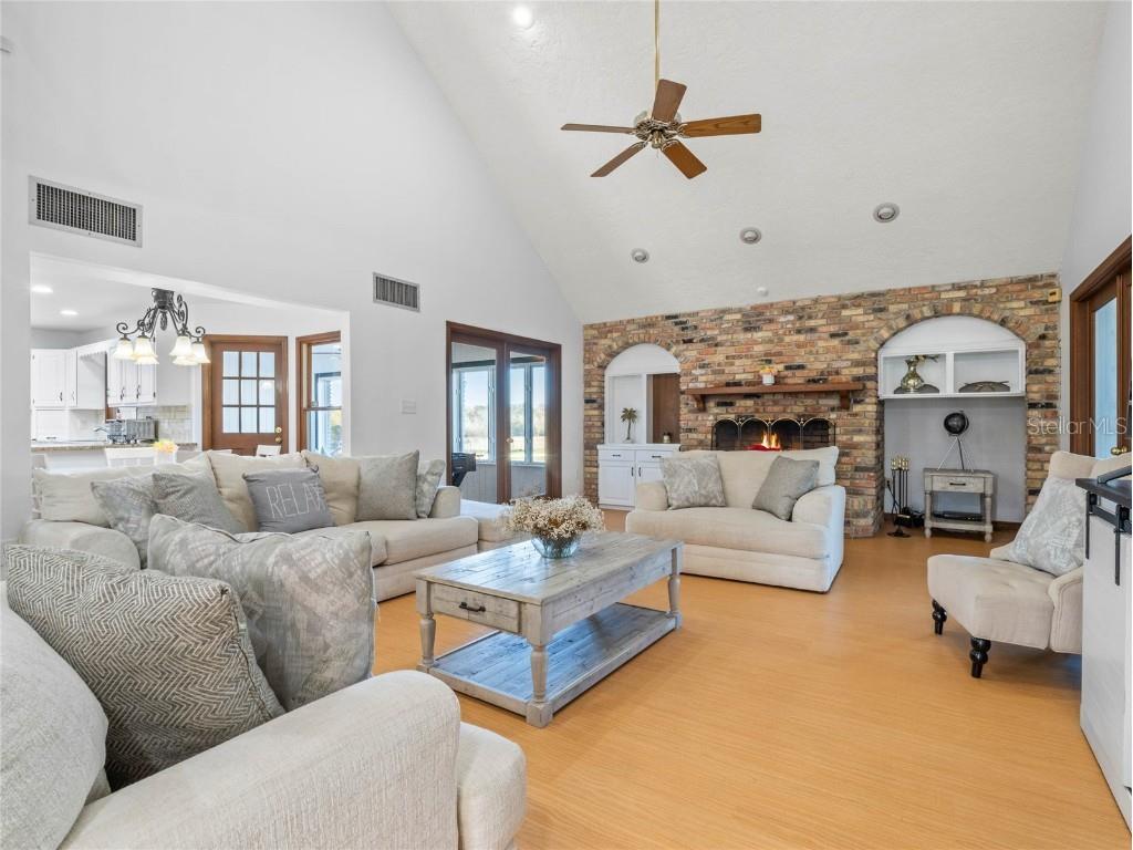  Oviedo FL 32765 O6331813 image24