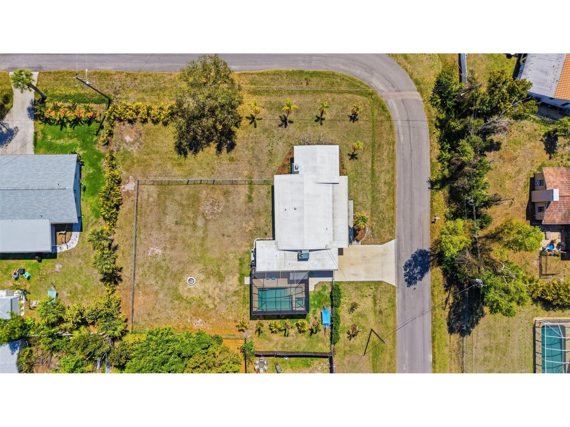 Palmetto Street Nokomis FL 34275 A4686055 image1