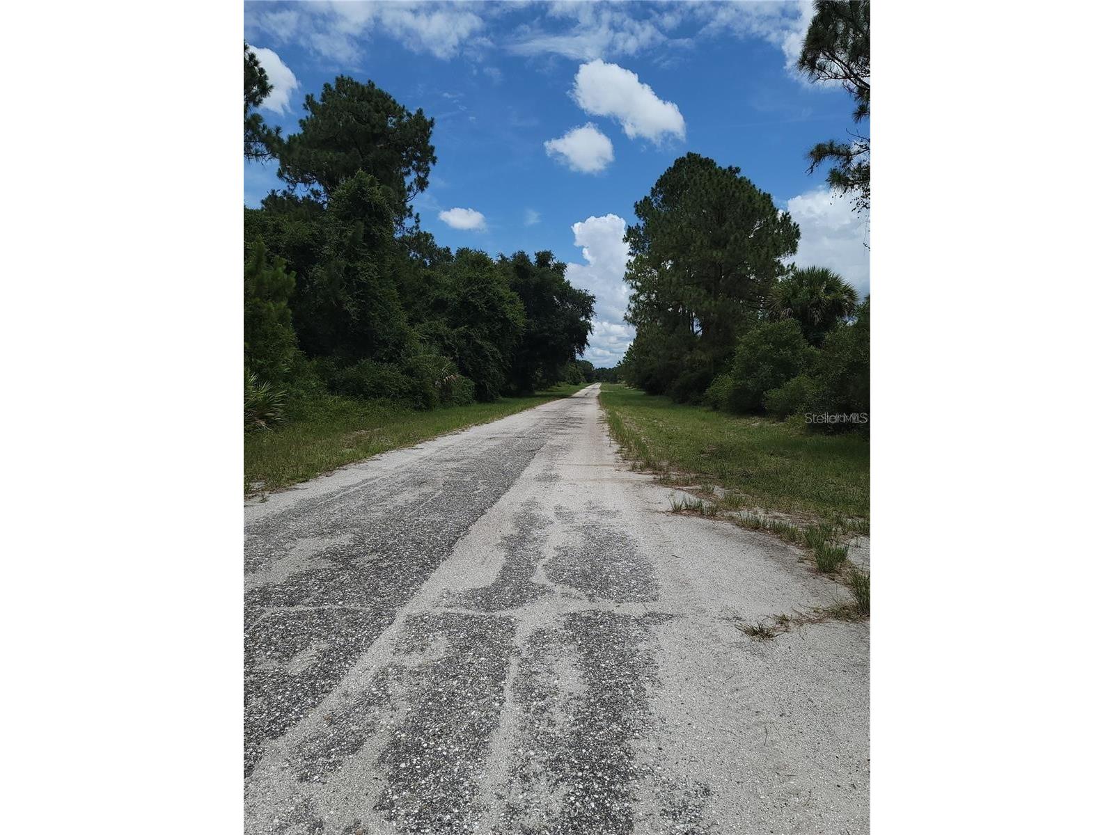 Paso Avenue North Port FL 34291 A4683607 image1