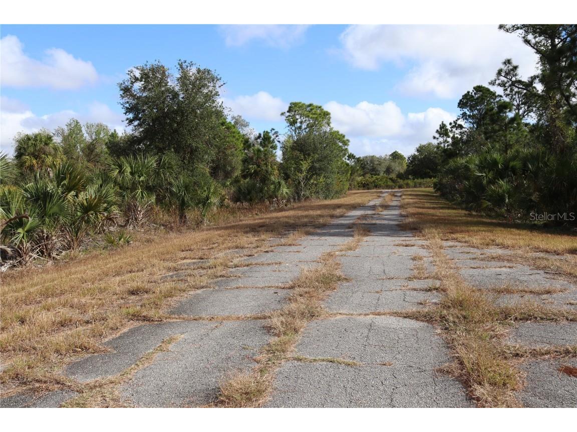 Patriot Circle North Port FL 34288 C7502109 image9