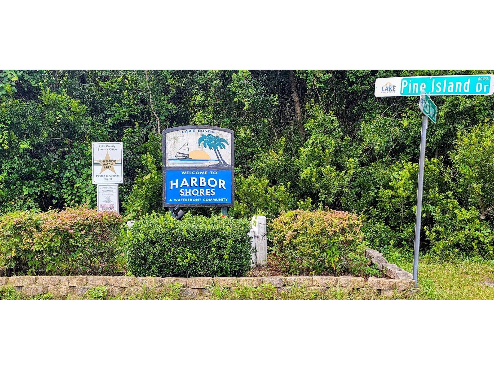 Pine Island Drive Leesburg FL 34788 - LAKE EUSTIS O6347919 image6