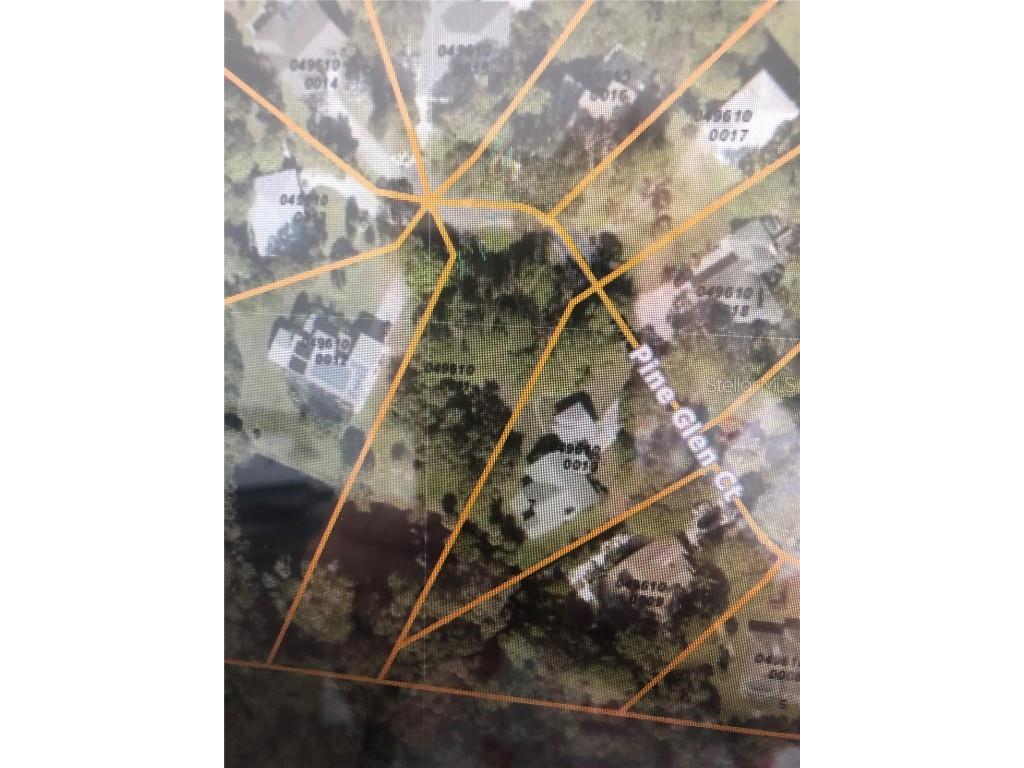 Pineglen Court Englewood FL 34223 D6129156 image1