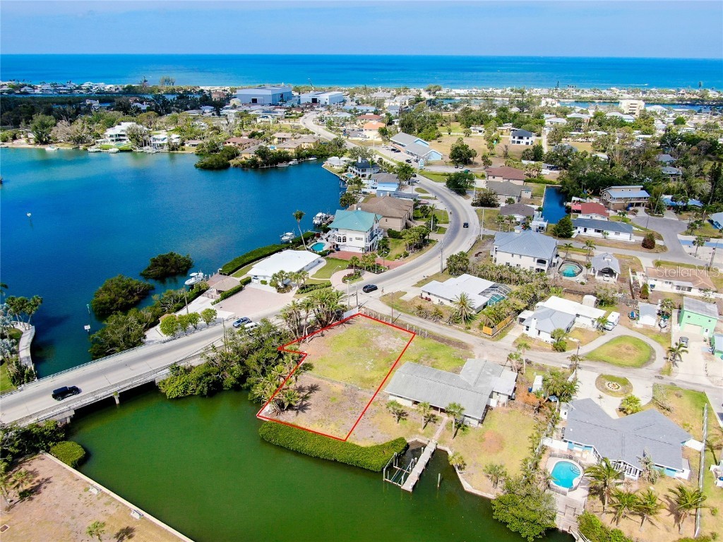 Pops Lane Nokomis FL 34275 A4652489 image1