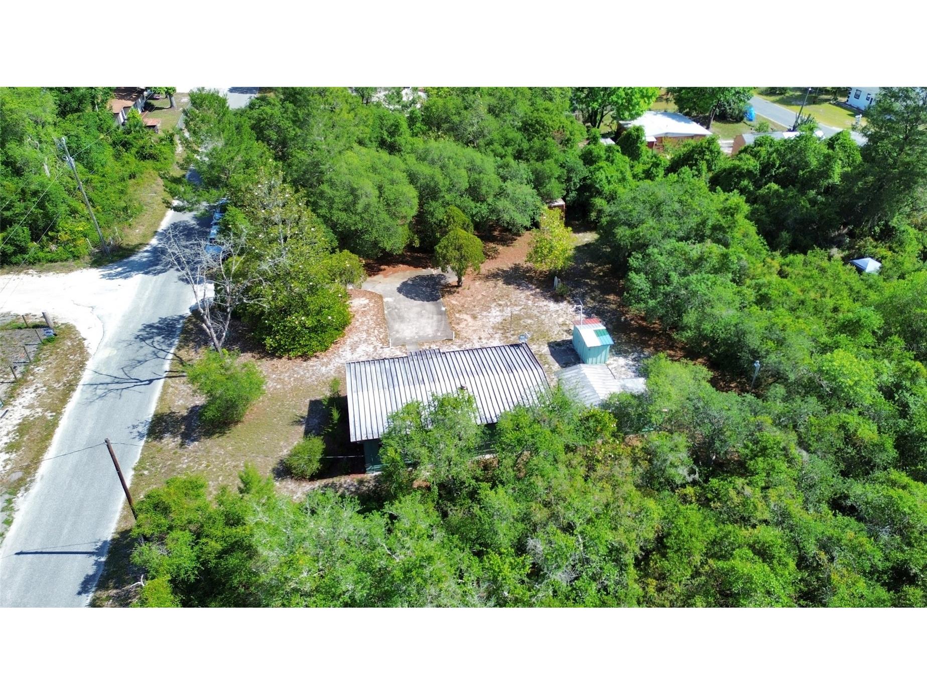 45742 Ohio Street Paisley FL 32767 V4948912 image27