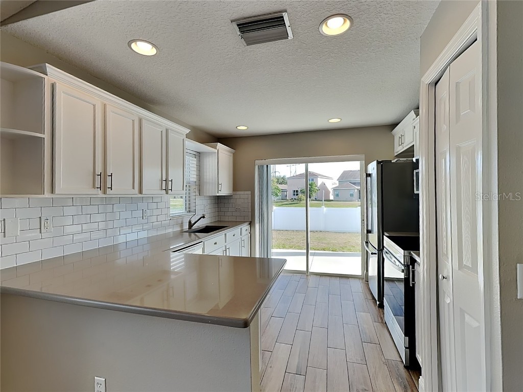  Parrish FL 34219 TB8458780 image6