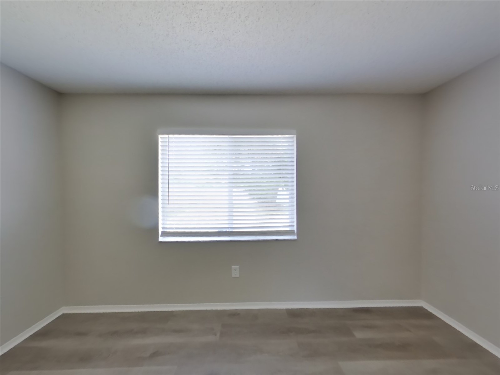  Plant City FL 33563 TB8502936 image6