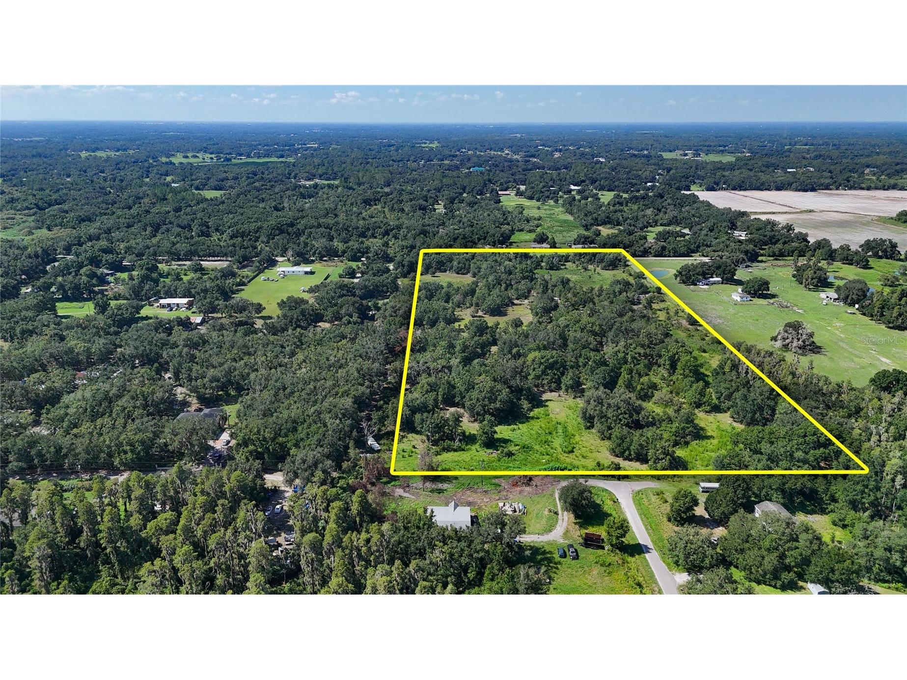 Red Hawk Lane Plant City FL 33565 TB8530449 image10