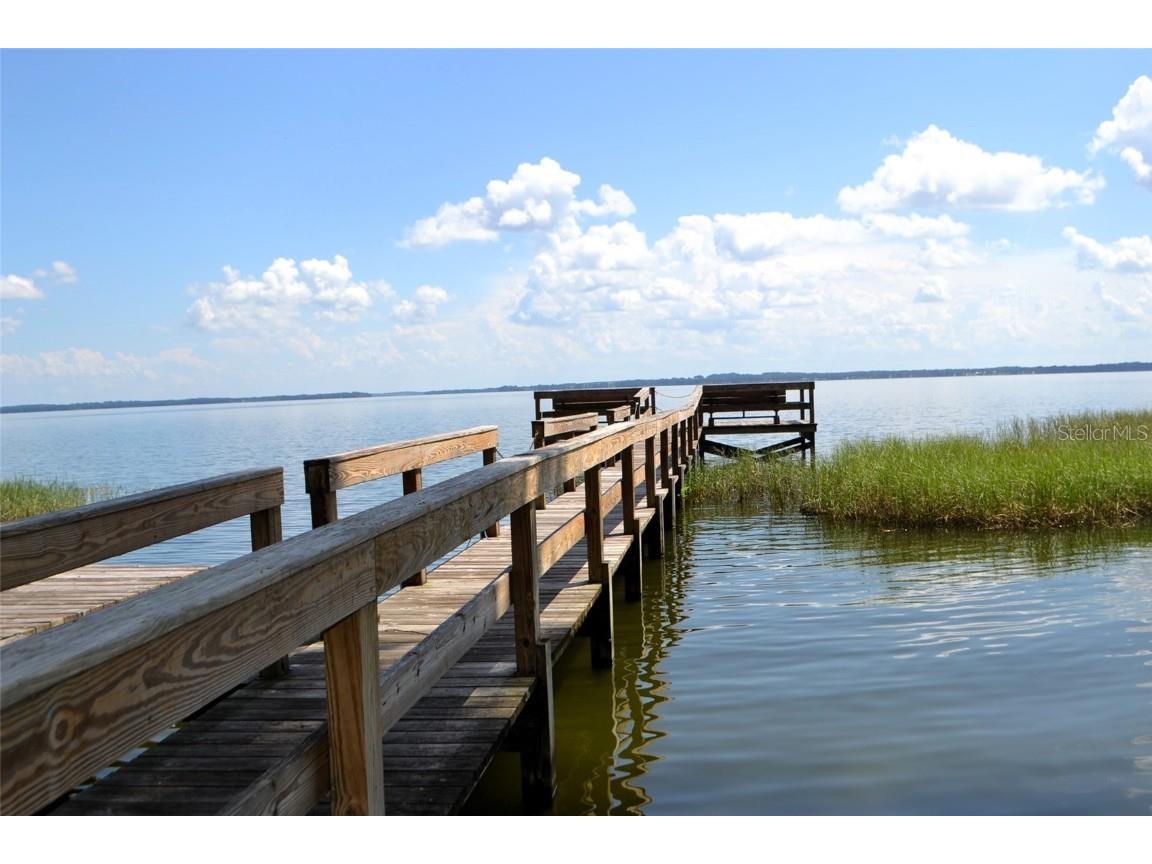 Redtree Drive Leesburg FL 34748 - LAKE HARRIS G5103369 image5