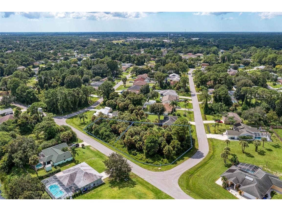 Ribera Avenue North Port FL 34286 A4548690 image1